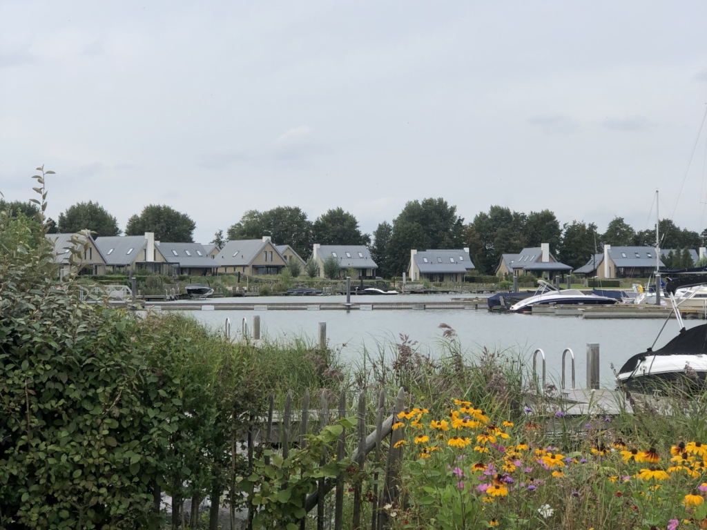 Oesterdam villa's